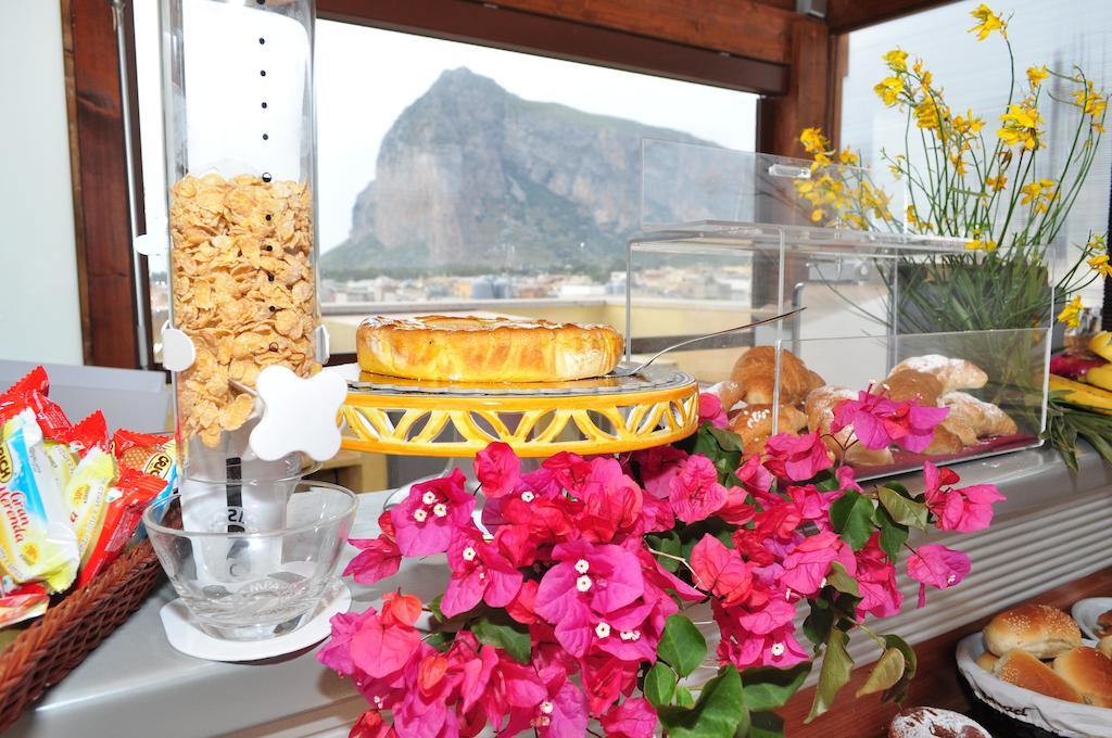 Rooms And Breakfast Zefiro San Vito Lo Capo Bagian luar foto