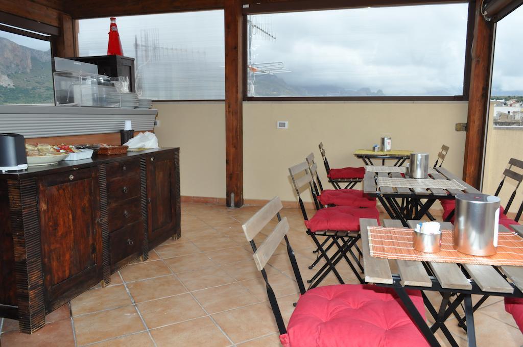 Rooms And Breakfast Zefiro San Vito Lo Capo Bagian luar foto