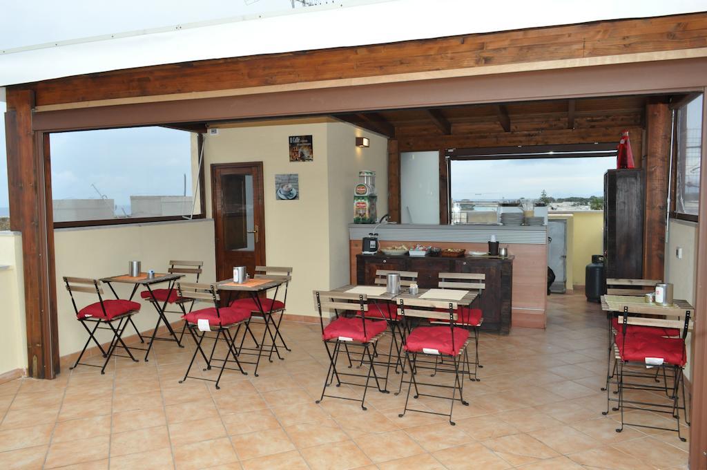 Rooms And Breakfast Zefiro San Vito Lo Capo Bagian luar foto