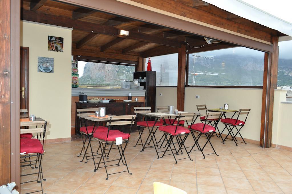 Rooms And Breakfast Zefiro San Vito Lo Capo Bagian luar foto