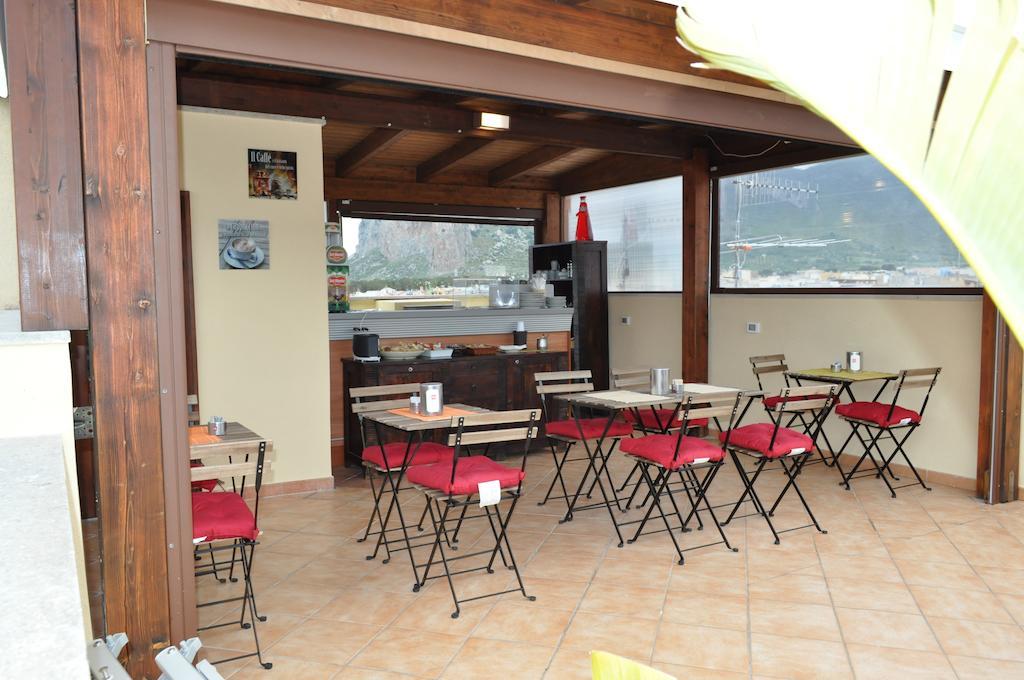 Rooms And Breakfast Zefiro San Vito Lo Capo Bagian luar foto